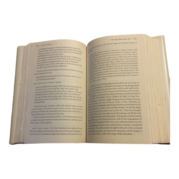 NKJV, the Story, Hardcover: The Bible as One Continuing Story - Picture 3 of 4